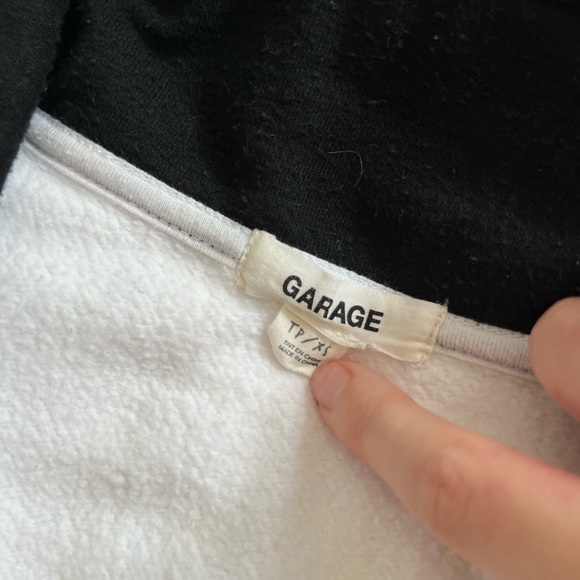 Brand: Garage, Colour: White, Size: Women’s XS, Style: Quarter zip sweater - Picture 2 of 7